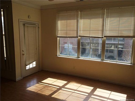 4th image of 6415 Quarterbridge Ln #0