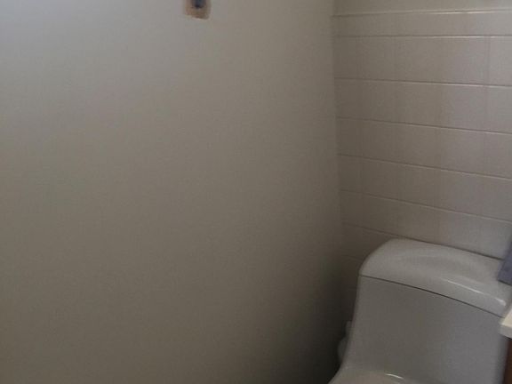 3rd image of 116 E Woodruff Ave APT C