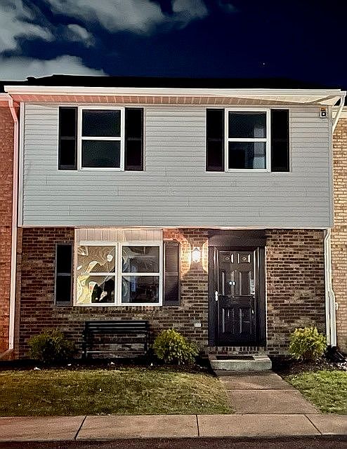 102 Aster Ct. 