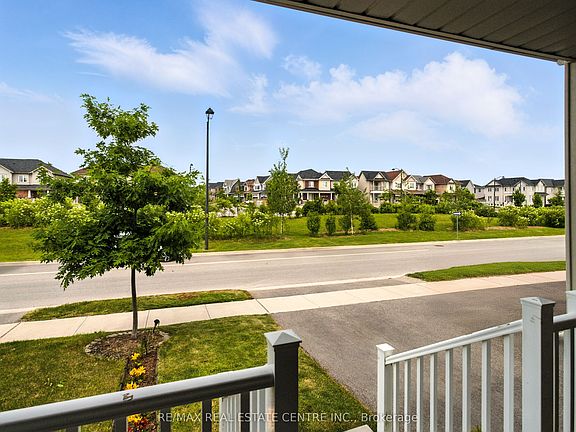 4th image of 85 Thompson Rd