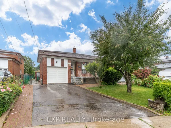 83 Green Bush Rd, Toronto, ON M2M 1P2