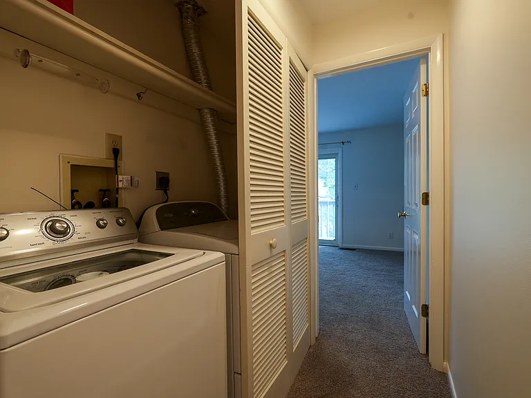 321 Harvest Dr — Photo 19