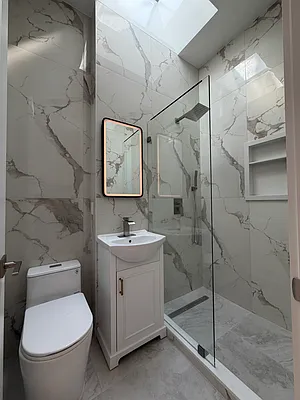 Bathroom, photo 2