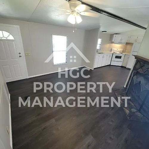 240 Penny Ln — Photo 7