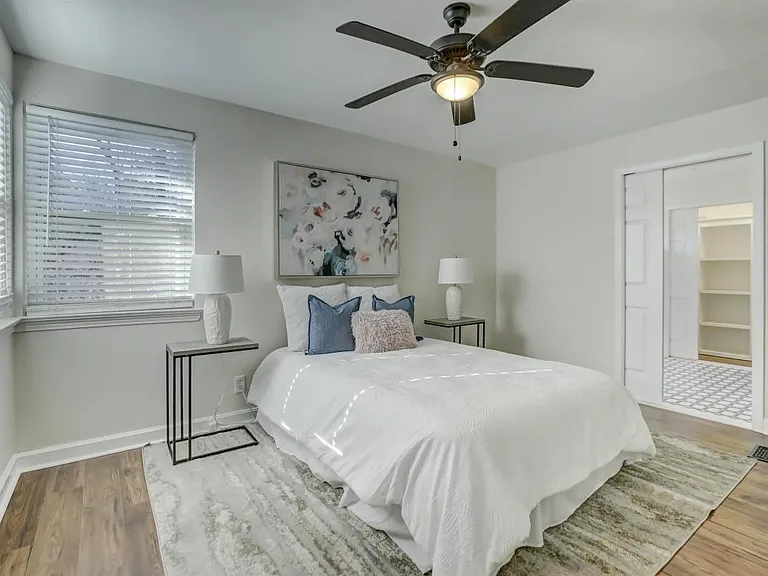 3325 Eastwood Dr — Photo 24