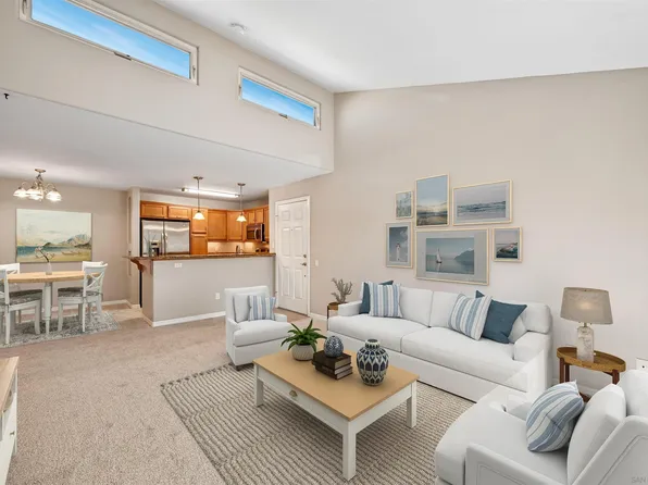 5252 Balboa Arms Dr Unit 205, San Diego, CA 92117