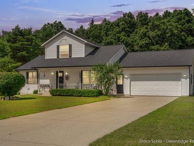 2405 Stanton Dr, Middleville, MI, 49333