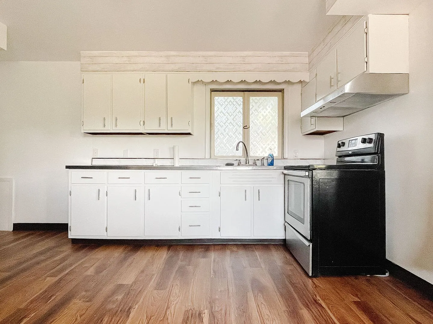 305 S Manning Ave (EMF Homes, LLC) — Photo 4