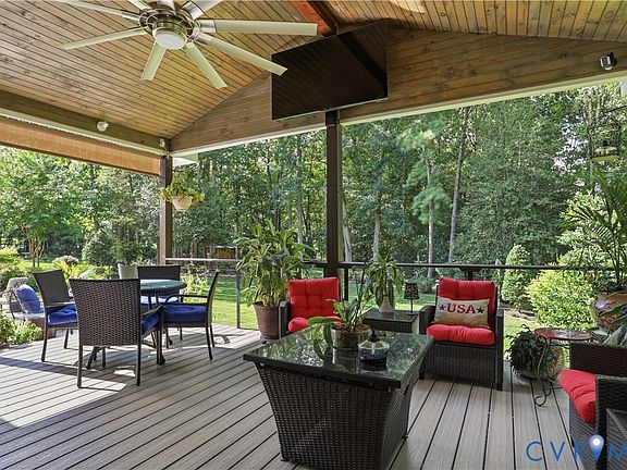 2nd image of 8024 Hampton Meadows Ln