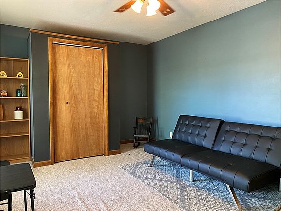 4th image of 2219 Cortland Dr