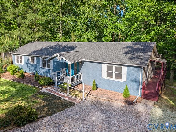 3rd image of 1024 Green Hill Rd