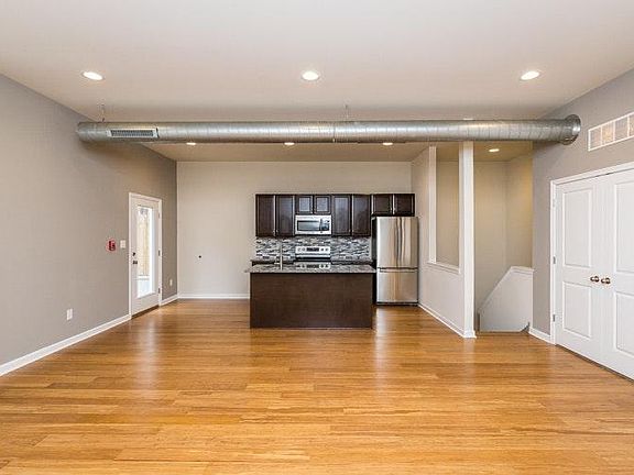 2nd image of 2422 Frankford Ave #3