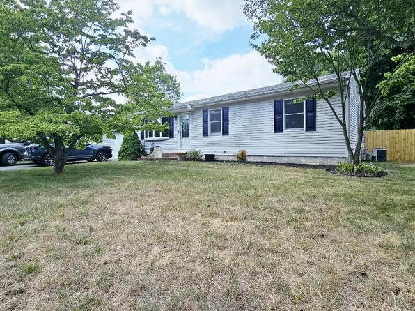 36 Brookside Drive, Howell, NJ 07731