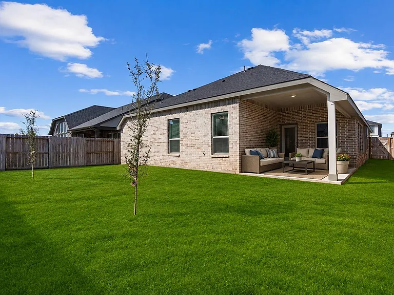 31427 Vineyard Creek Dr — Photo 32