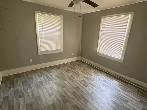 2512 Crescent Ln, Gastonia, NC 28052