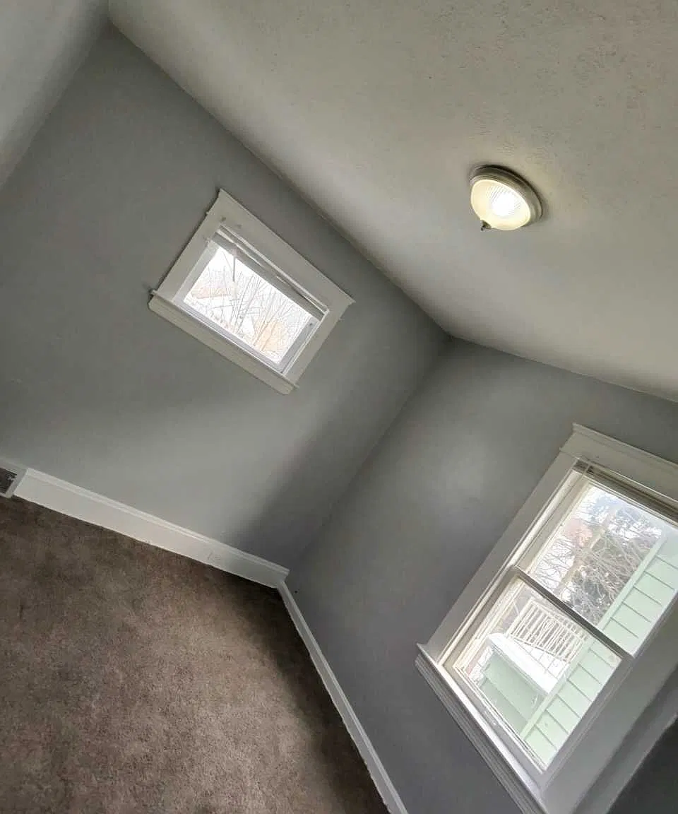 2 bed, $850 — Photo 3