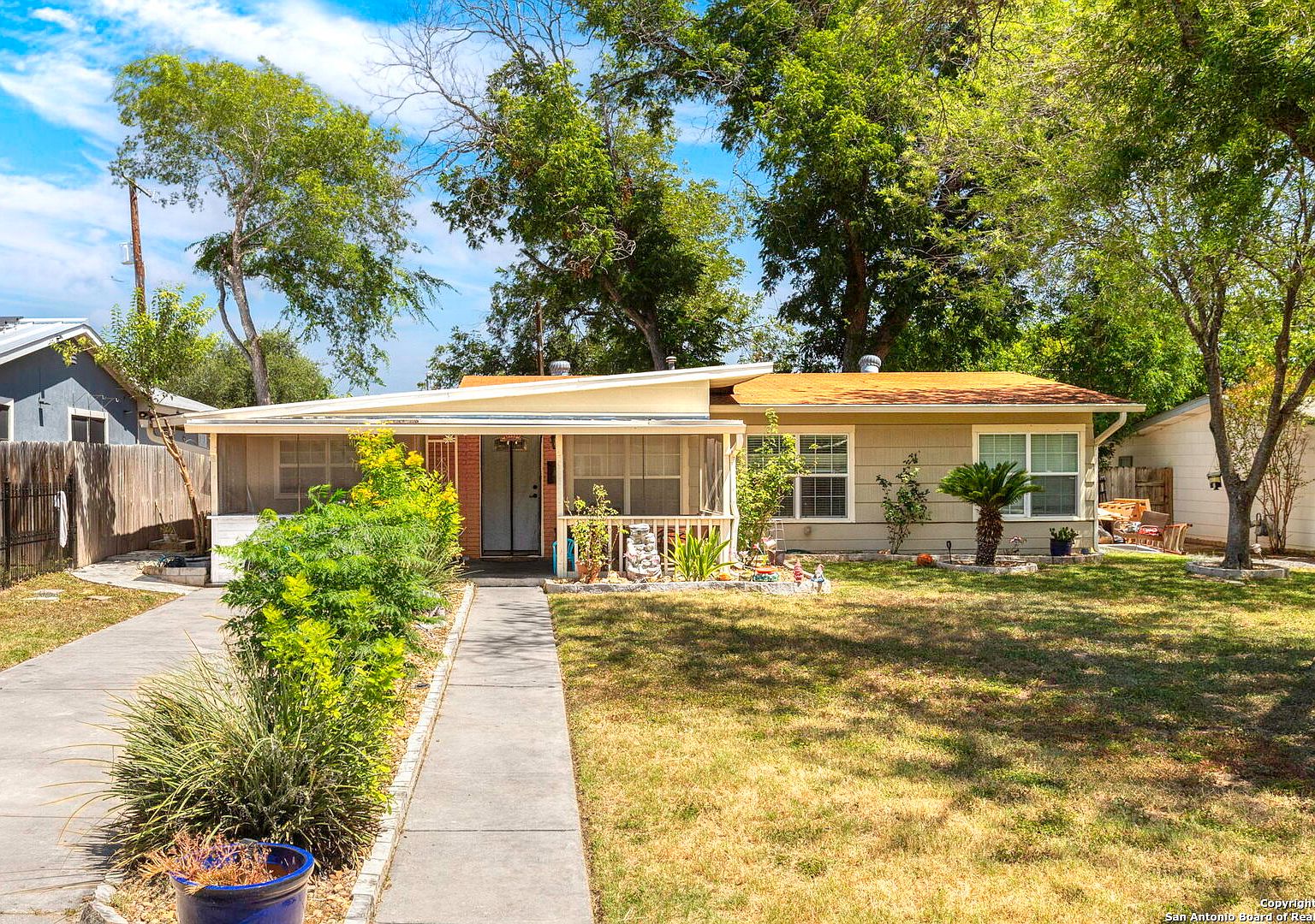 127 Sabyan, San Antonio, TX 78218 | Zillow