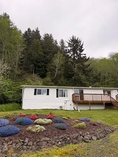 4030 State Route 105 Photo 1