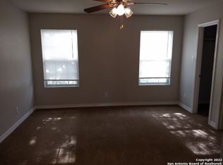 5011 Summit Pass APT 4, San Antonio, TX 78229