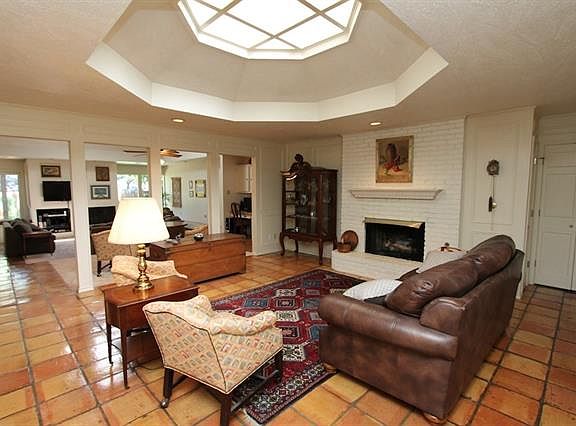 2nd image of 2111 Bancroft Ct