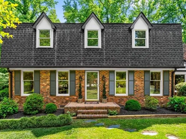 6210 Oak Bur Ct, Pleasant Garden, NC 27313