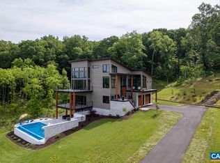 225 Cherry Ridge Ln, Lexington, VA 24450