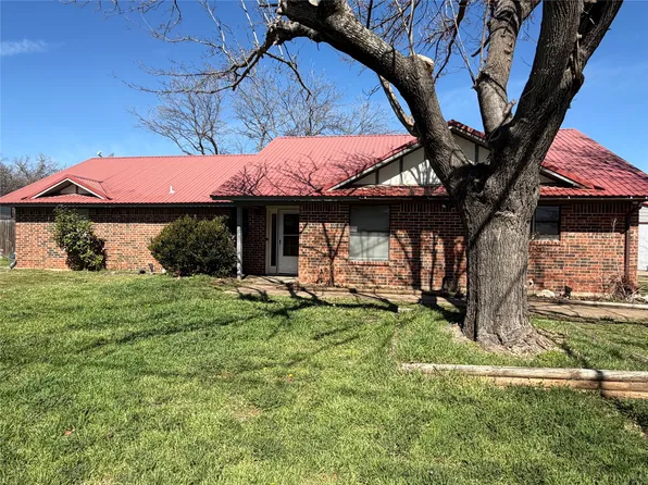 314 W 5th St, Springtown, TX 76082