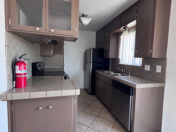 2nd image of 4020 Utah St APT 20