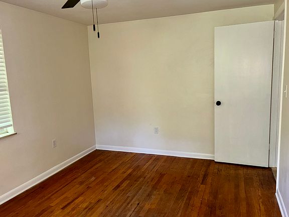 5th image of 735 Center Ave Floor 2