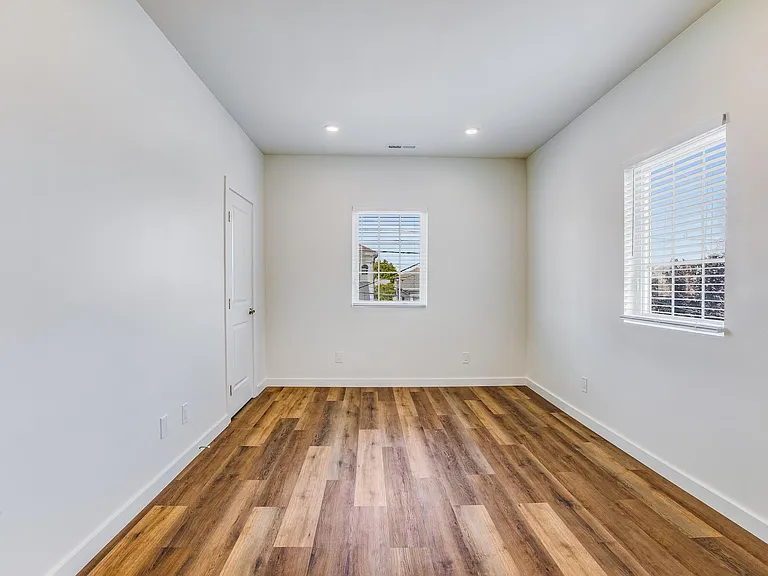 3408 Adeline St #3408 — Photo 3