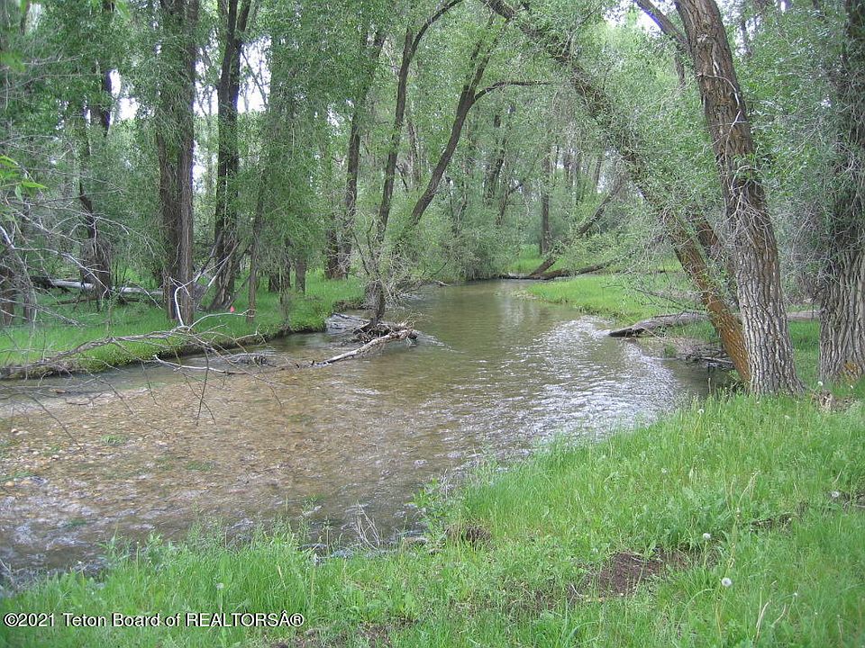 1st image of 11 S Leigh Creek Ln