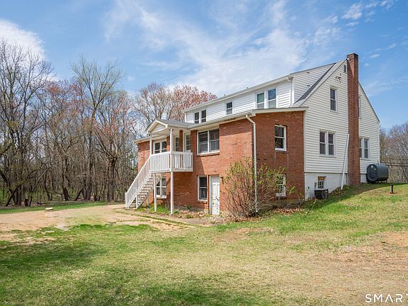 2nd image of 133 Lake Hayward Road