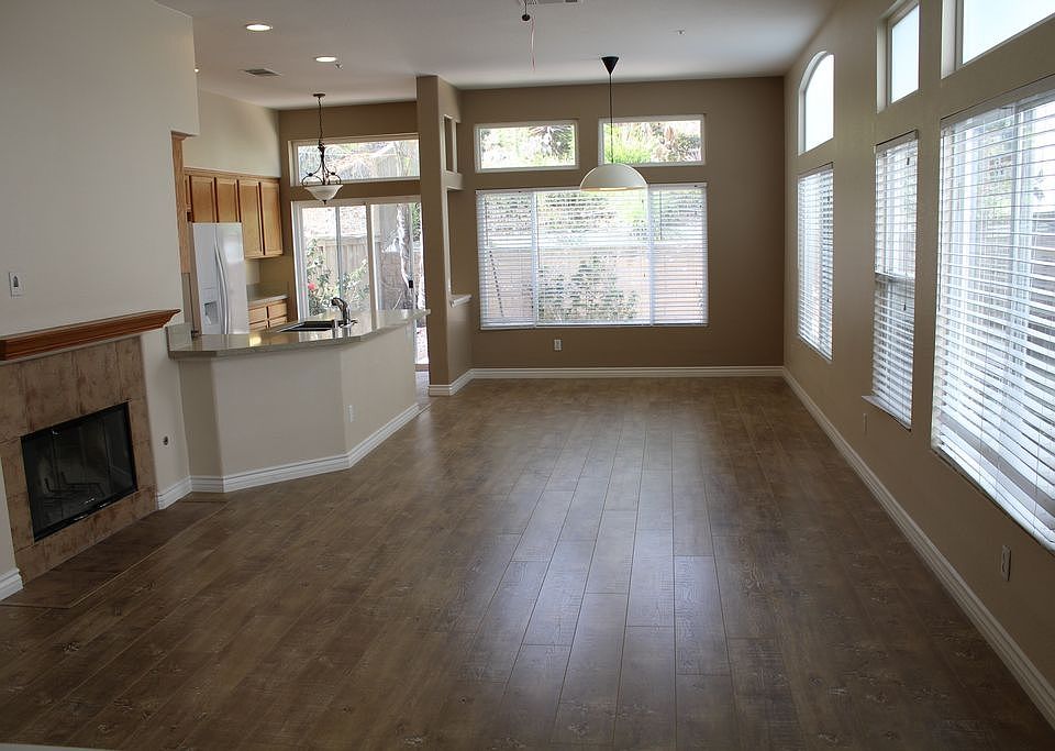 1st image of 16988 Robins Nest Way APT 3