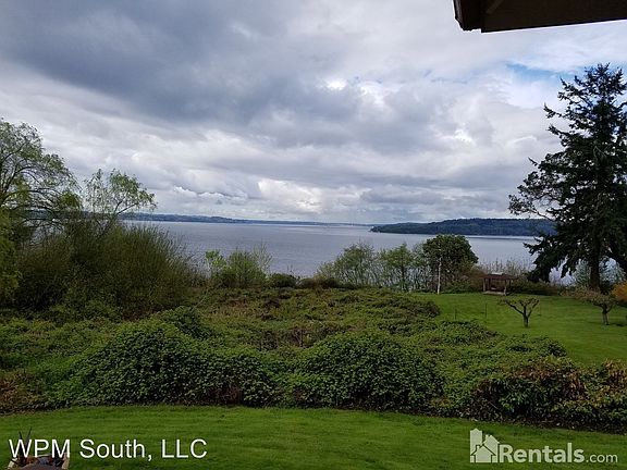 3rd image of 21311 Marine View Dr SW