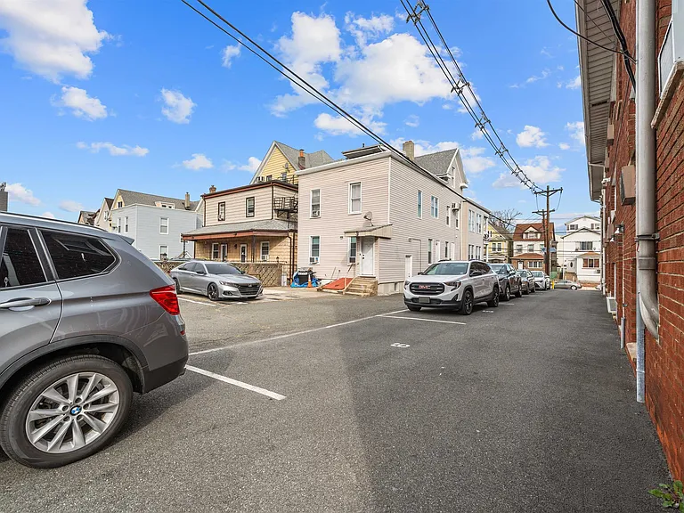 34 E 32nd St #C5 — Photo 19