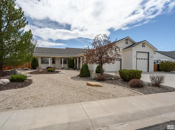 1147 Country Club Dr, Minden, NV 89423
