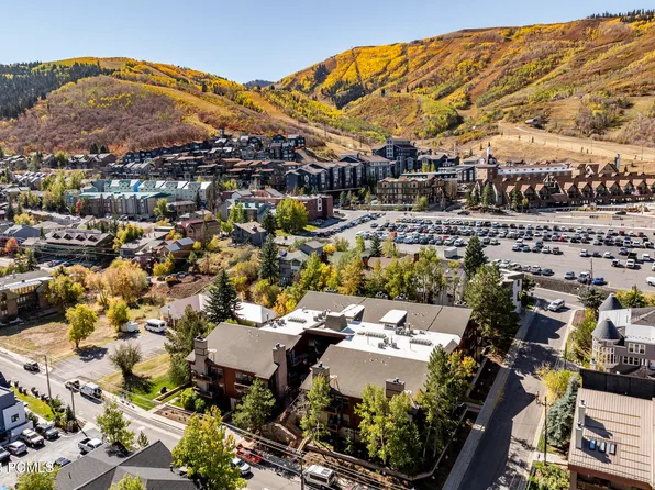 1375 Woodside Ave #302, Park City, UT 84060