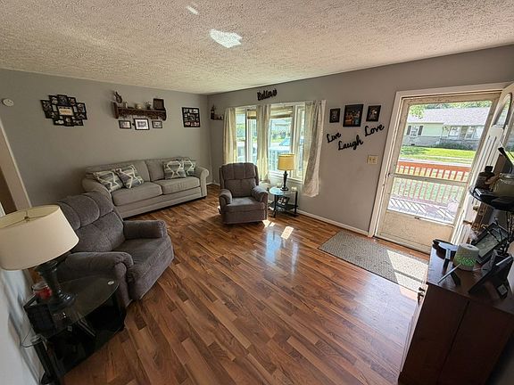 5th image of 608 S Argus St