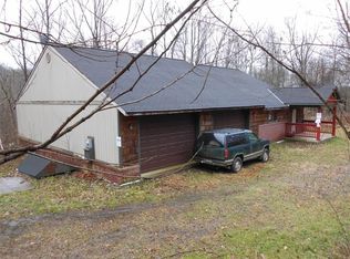 332 Meadow Rd, Burgettstown, PA 15021