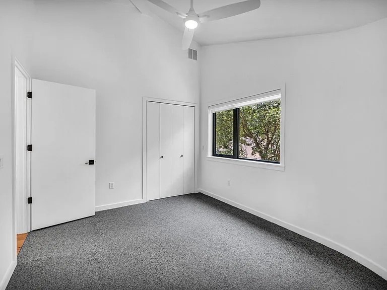 2403 Wilson St — Photo 19