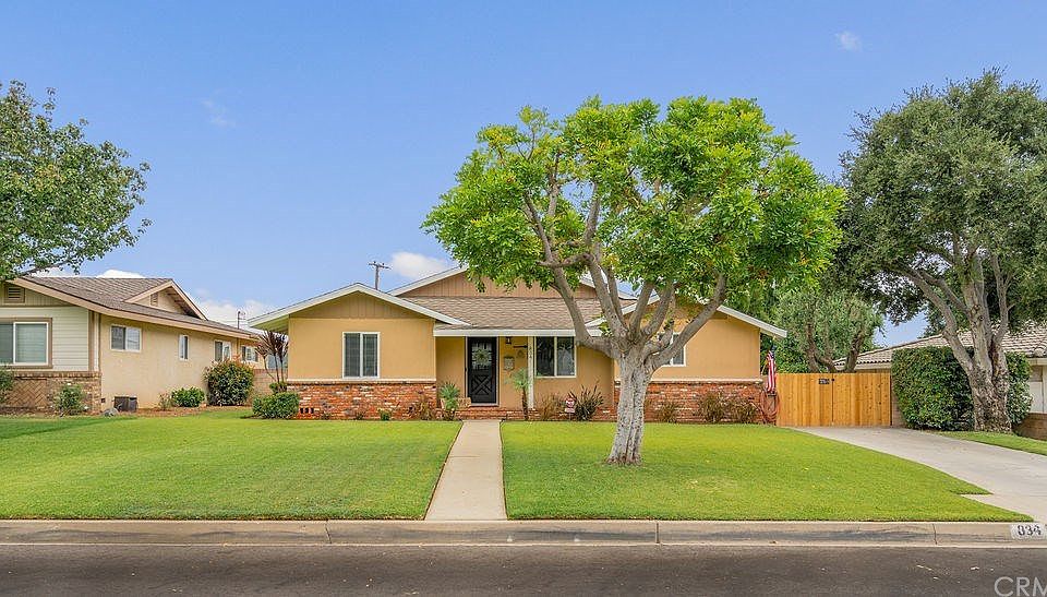 1st image of 834 E Meda Ave