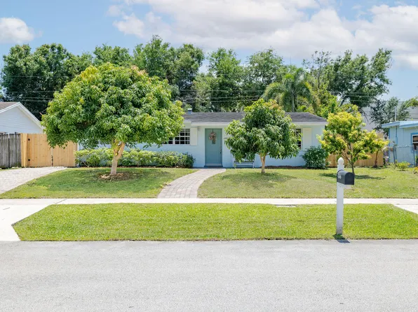 4366 Bamboo Drive, Palm Beach Gardens, FL 33410