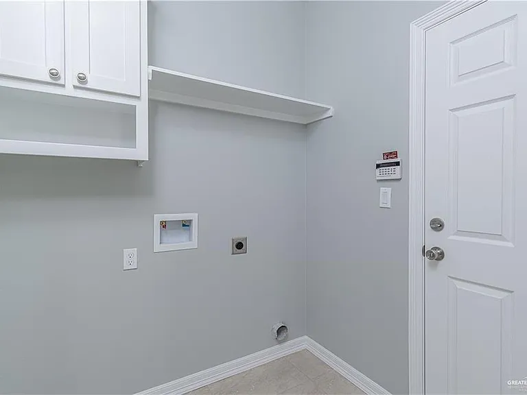 3205 Erica Ln — Photo 13