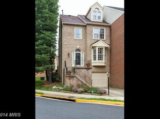 3788 Inverness Rd, Fairfax, VA 22033