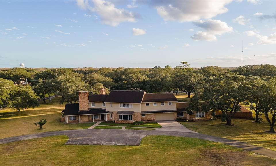 700 5th St, Bay City, TX 77414 MLS 45181236 Zillow