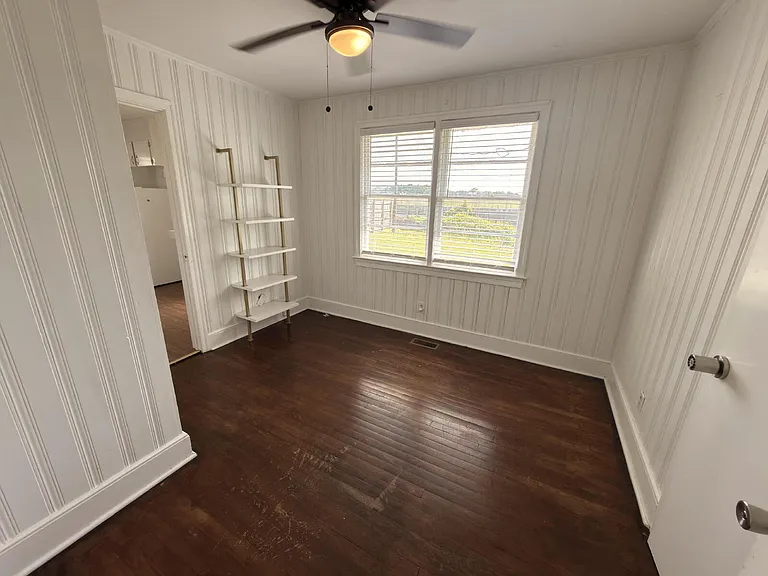 3708 Hydrangea St — Photo 3
