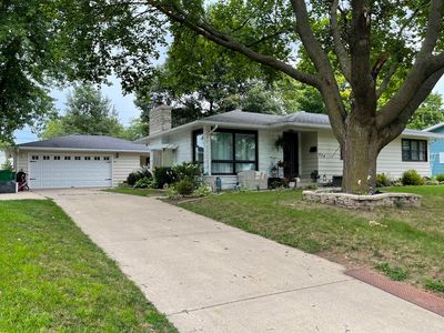 774 Watson Dr, Genoa, IL, 60135