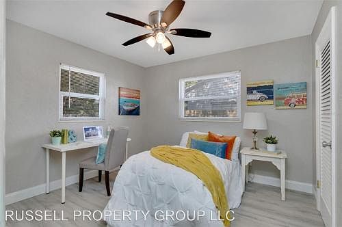 5th image of 3853 5th Ave N