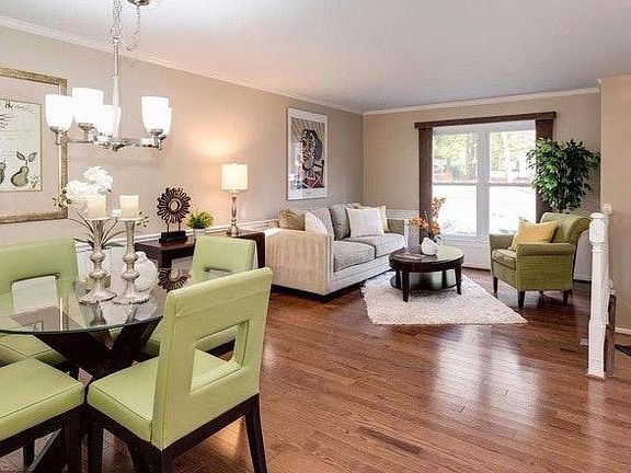 2nd image of 10720 Pine Haven Ter