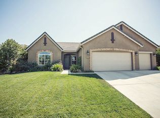 2449 W Tyler Ave, Visalia, CA